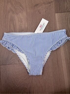 NWT Vineyard Vines Seersucker Ruffle Bottom XXS